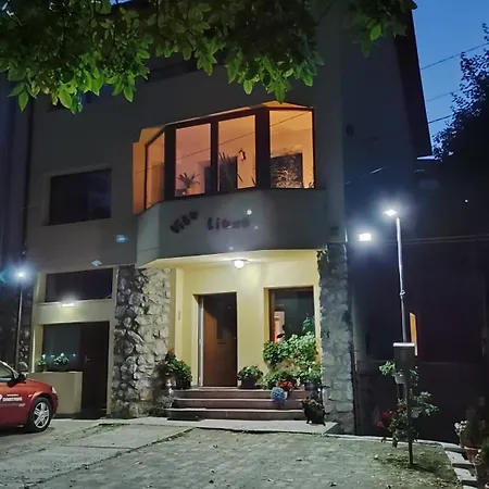 Liana Guest house