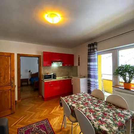 Guest house Liana 3*