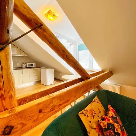 Liana Guest house