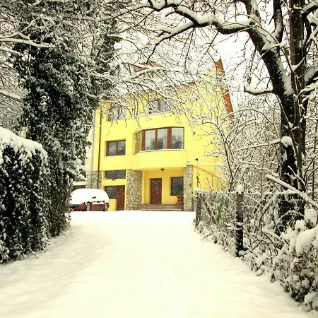 Liana Guest house